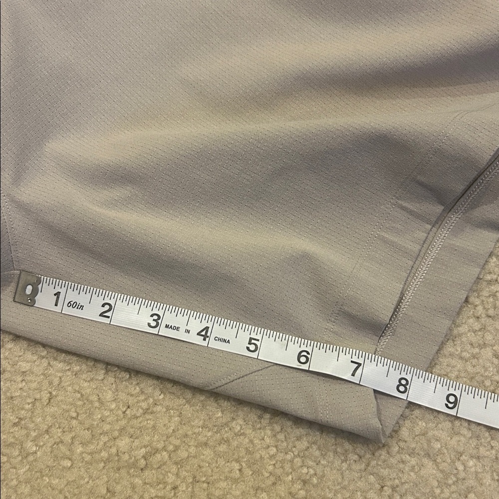 Lululemon Men's Commission Classic-Fit Short 7" Ventlight - Picture 8 of 8